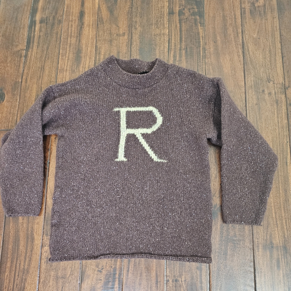 Harry Potter Ron Weasley 'R' Replica Sweater Size M.
